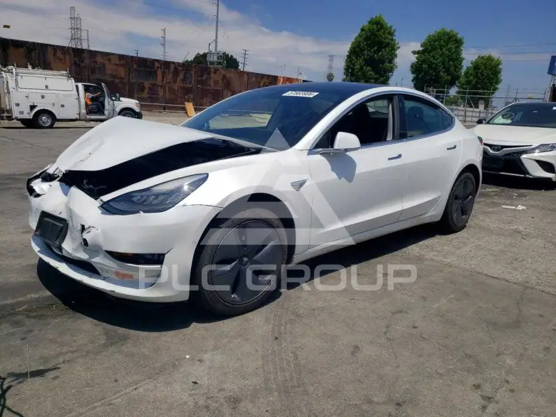2019 Tesla Model 3 фото
