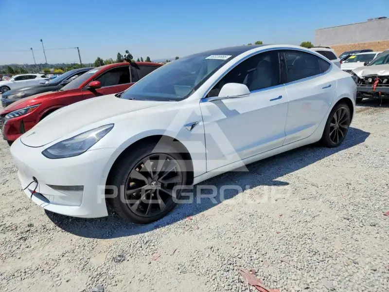 2019 Tesla Model 3 фото