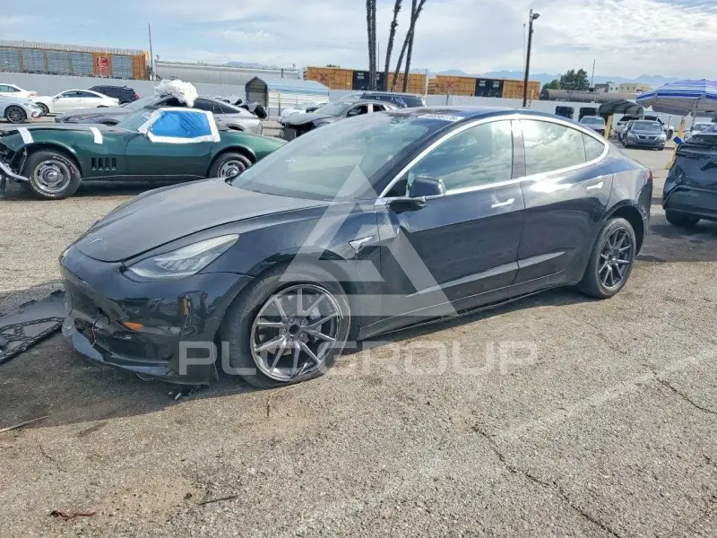 2019 Tesla Model 3 photo