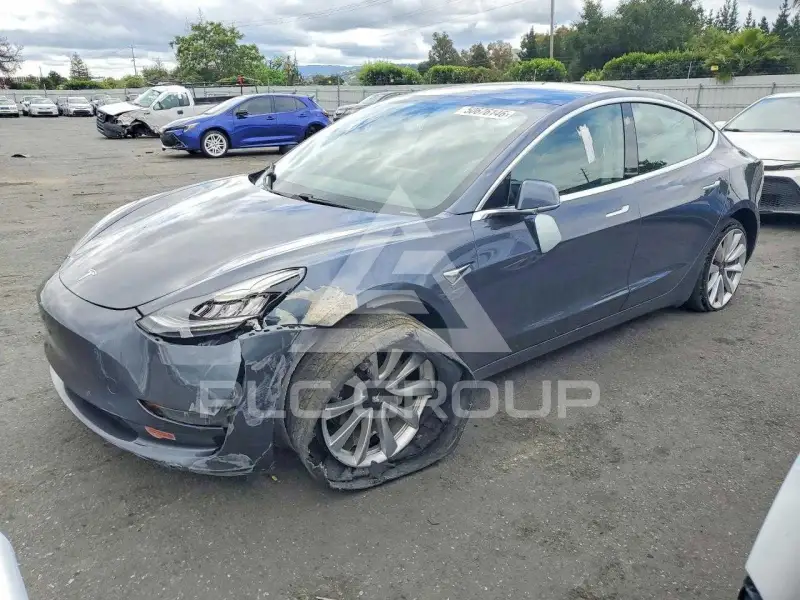 2019 Tesla Model 3 фото