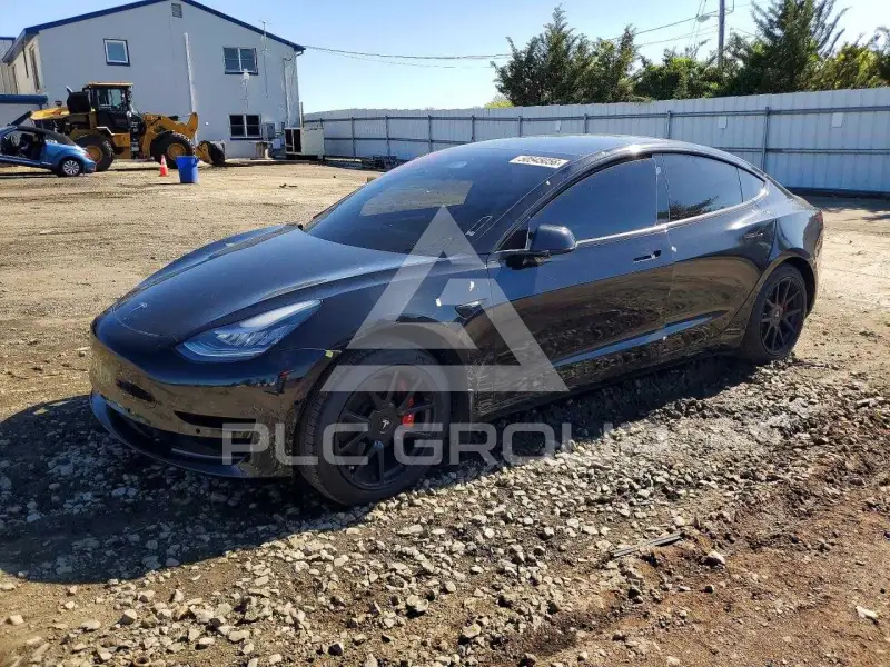 2019 Tesla Model 3 фото