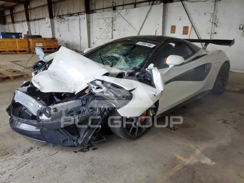 2019 McLaren  фото