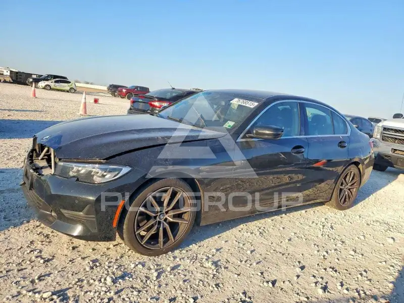 2019 BMW 330 фото