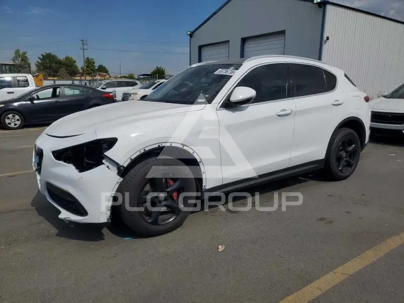 2019 Alfa Romeo Stelvio фото