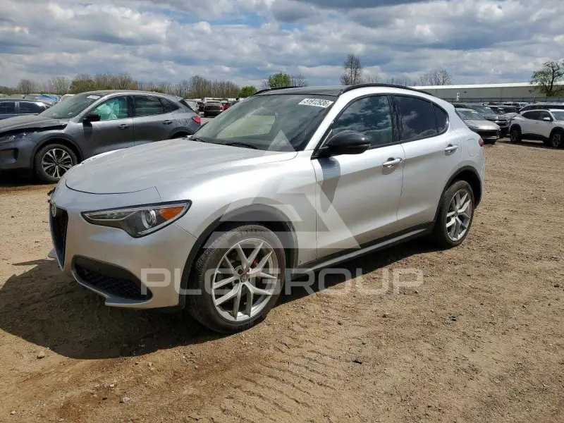 2019 Alfa Romeo Stelvio фото