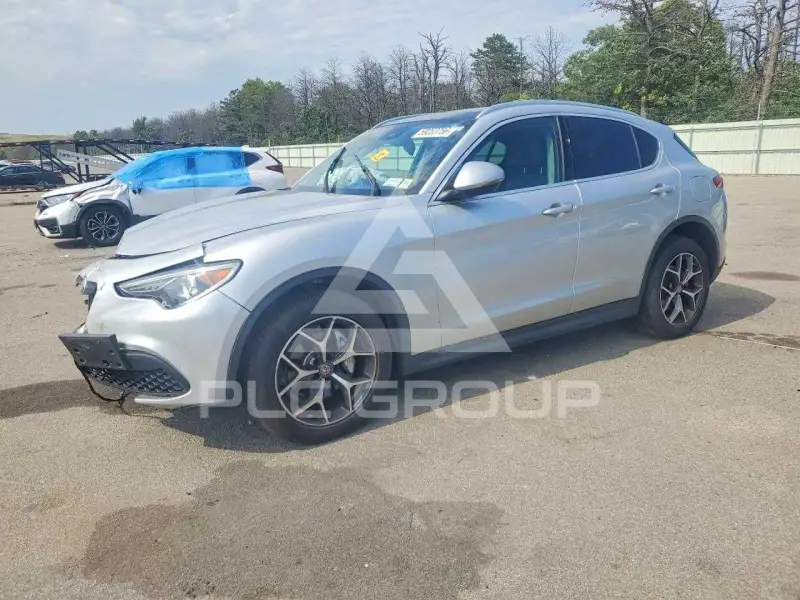 2019 Alfa Romeo Stelvio фото