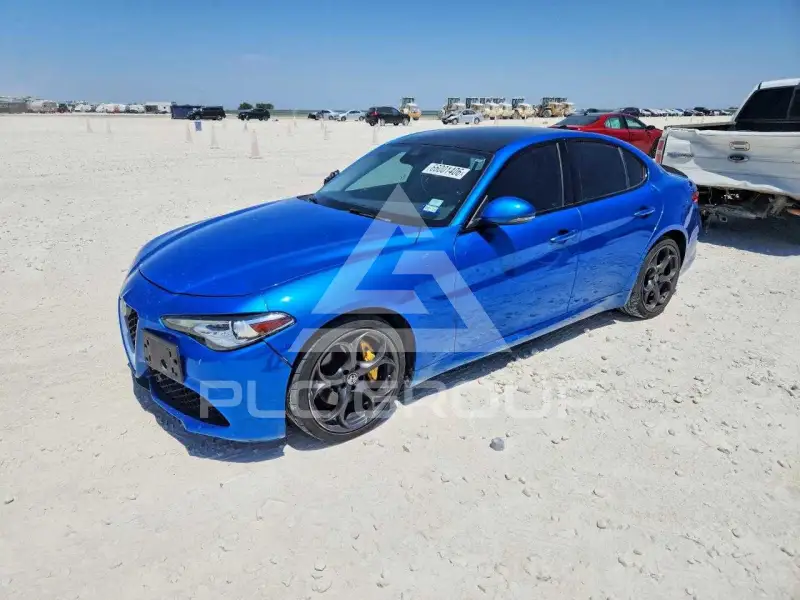 2019 Alfa Romeo Giulia photo