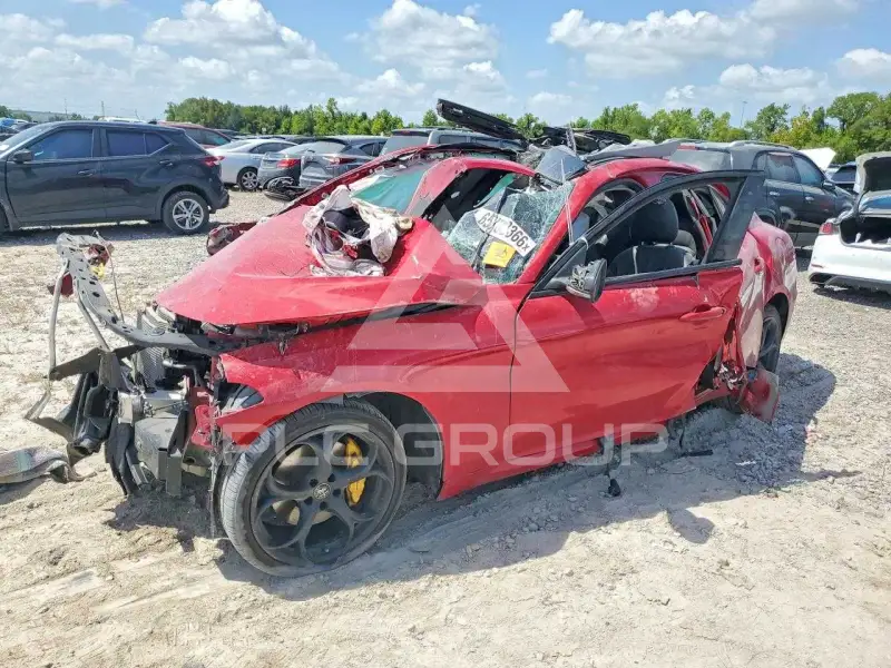 2019 Alfa Romeo Giulia фото