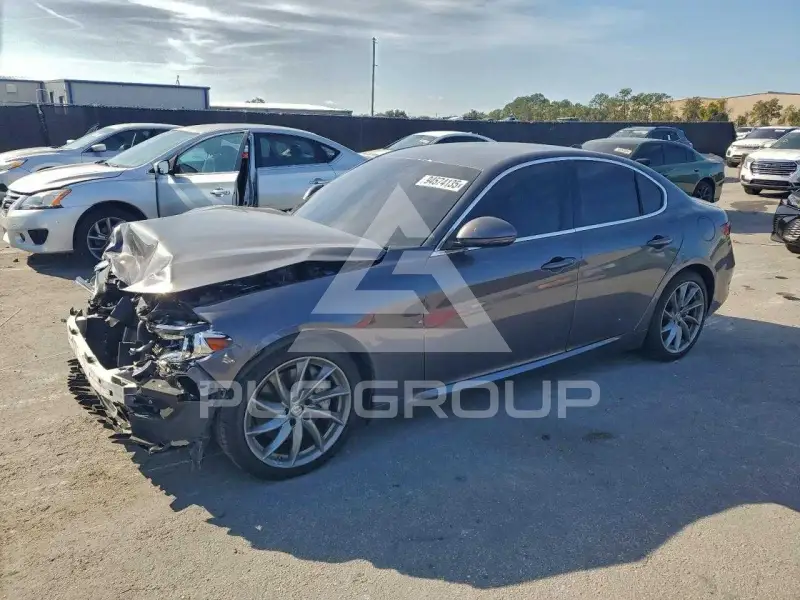 2019 Alfa Romeo Giulia фото