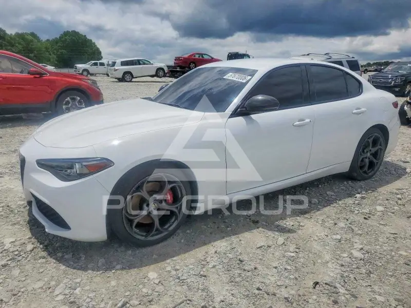 2019 Alfa Romeo Giulia фото