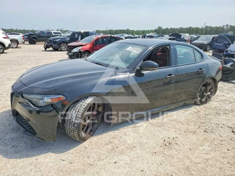 2019 Alfa Romeo Giulia фото