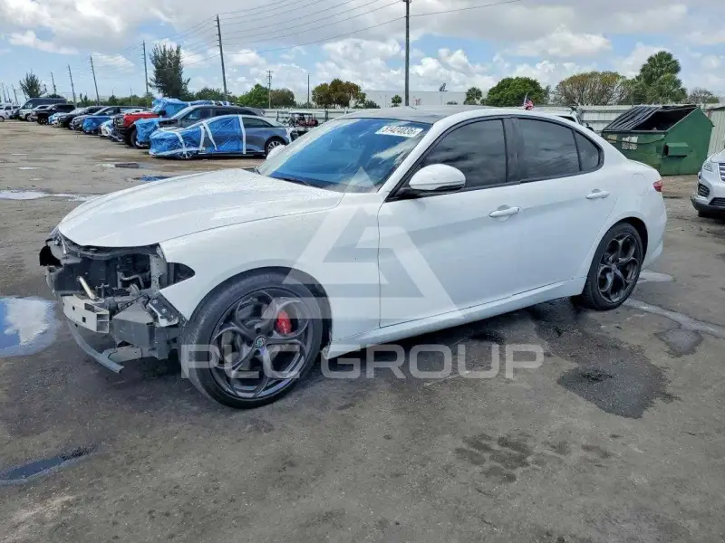 2019 Alfa Romeo Giulia фото