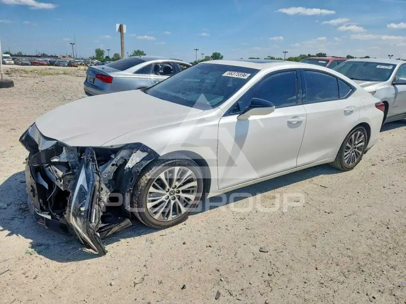 2019 Lexus ES350 photo