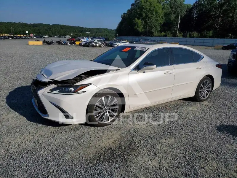 2019 Lexus ES350 photo