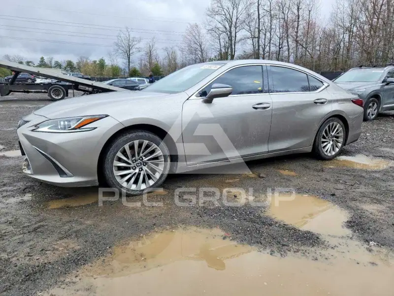 2019 Lexus ES350 фото