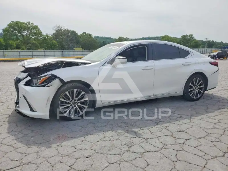 2019 Lexus ES350 photo