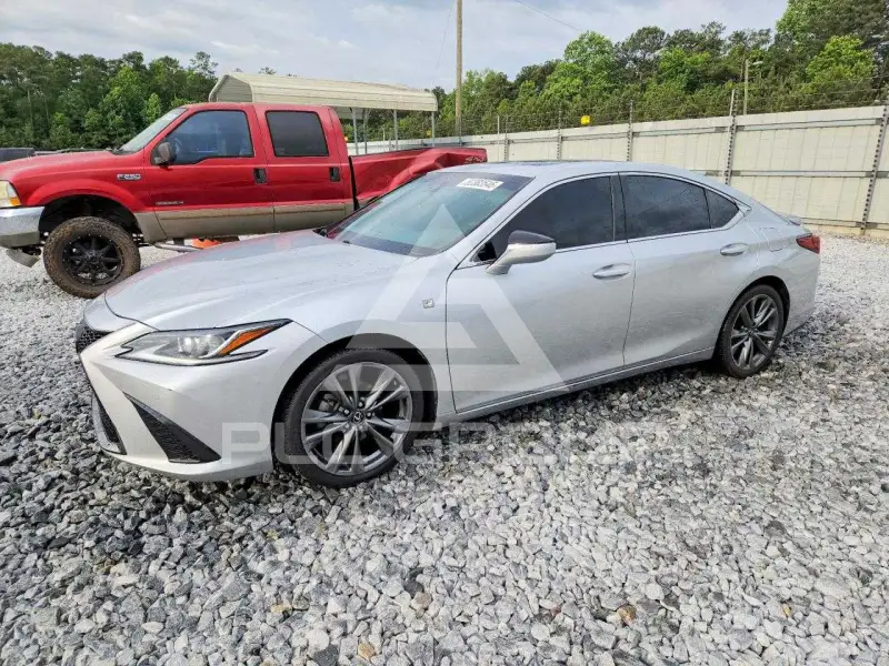2019 Lexus ES350 photo