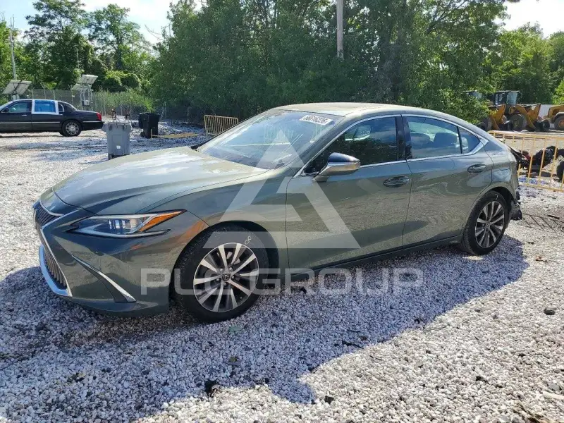 2019 Lexus ES350 photo