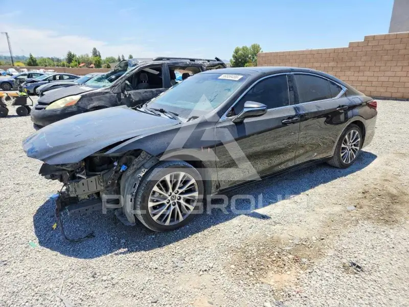 2019 Lexus ES350 photo