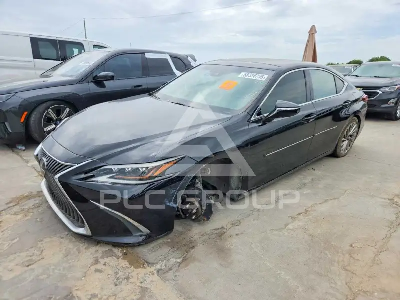 2019 Lexus ES350 photo