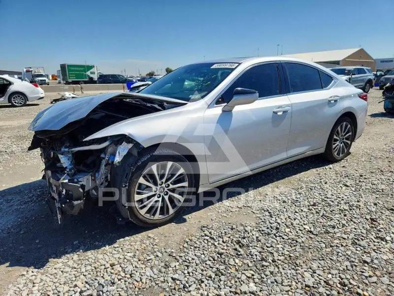 2019 Lexus ES350 photo