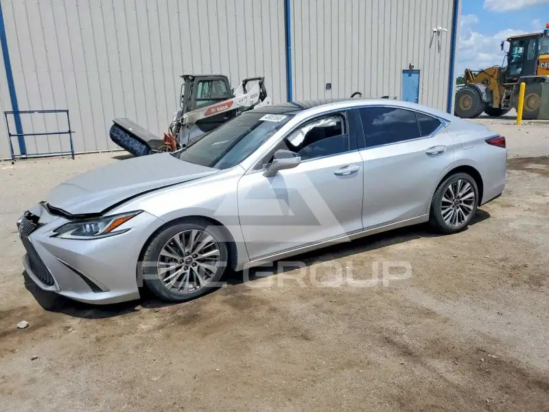 2019 Lexus ES350 фото