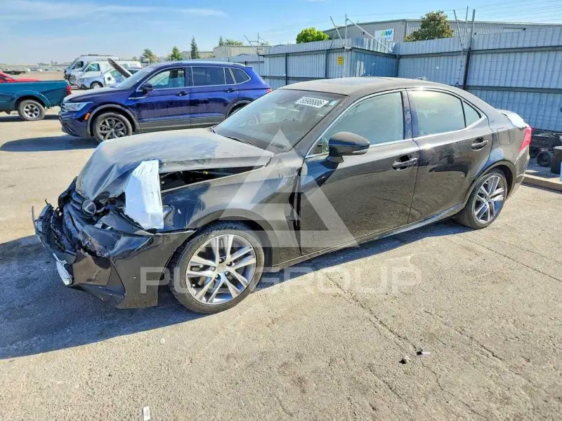 2019 Lexus IS фото