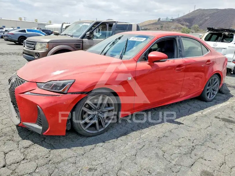 2019 Lexus IS фото