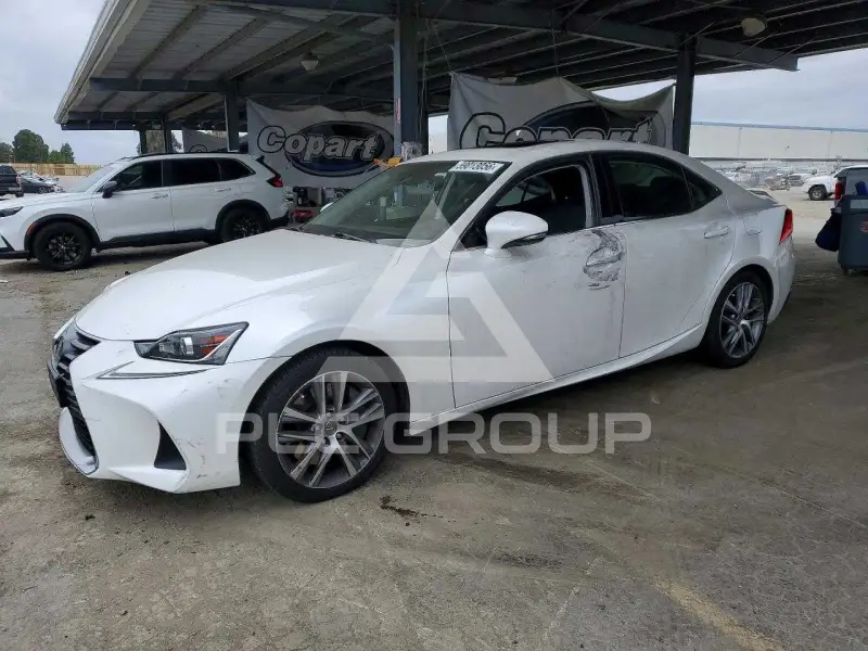 2019 Lexus IS фото