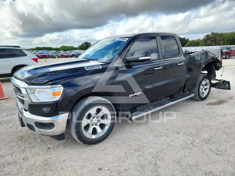 2019 RAM 1500 photo