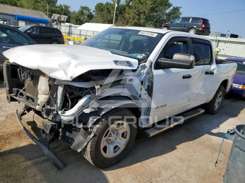 2019 RAM 1500 photo