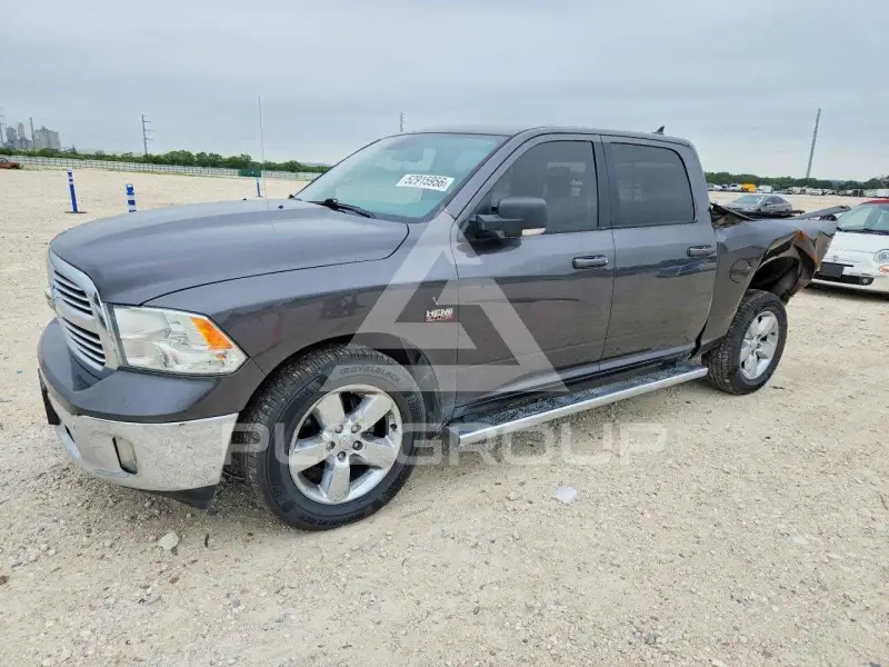 2019 RAM 1500 photo