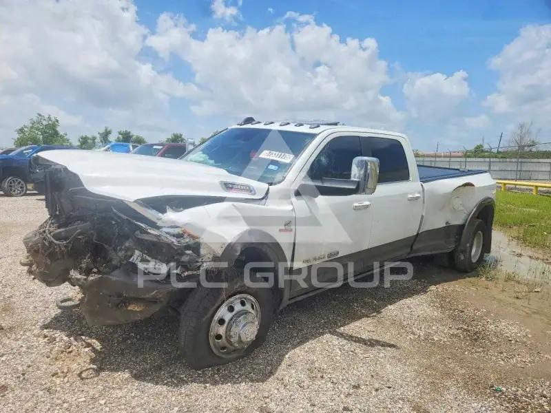 2019 RAM 3500 photo