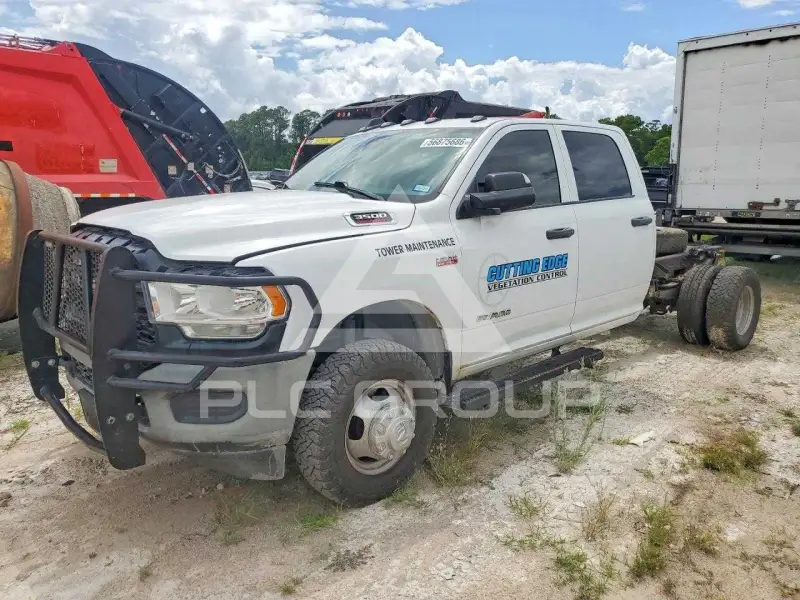 2019 RAM 3500 photo