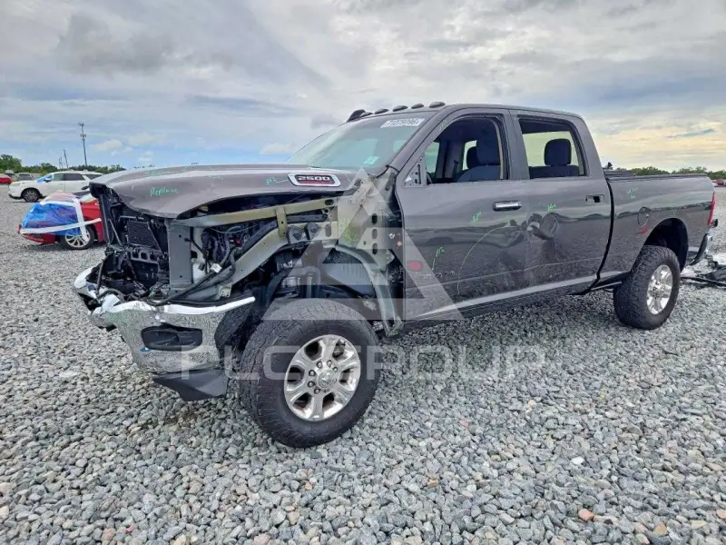 2019 RAM 2500 photo