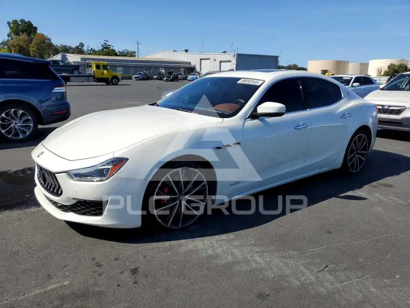 2019 Maserati  фото