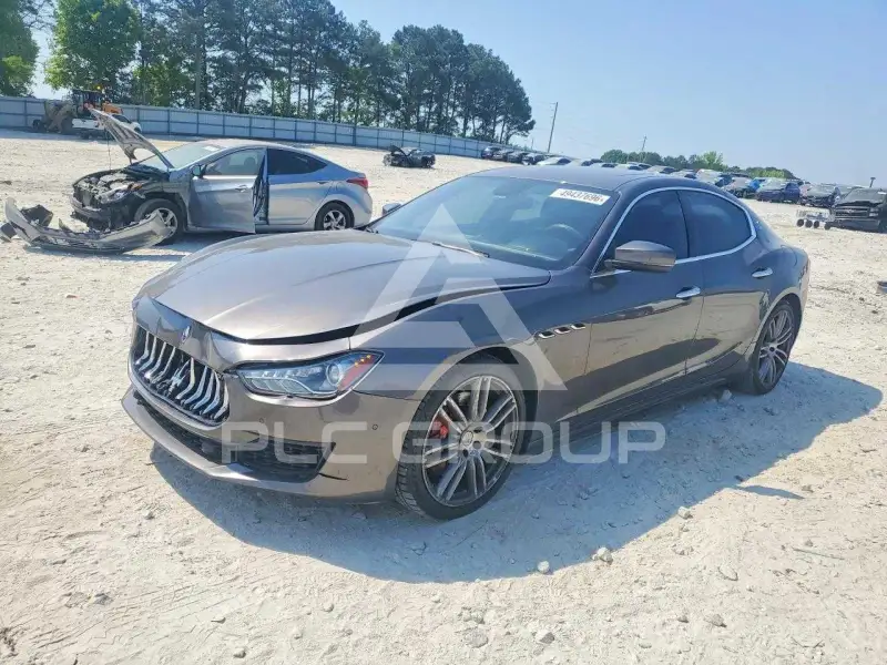 2019 Maserati  фото