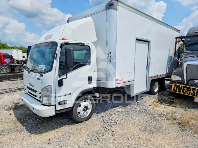 2019 Isuzu NPR фото