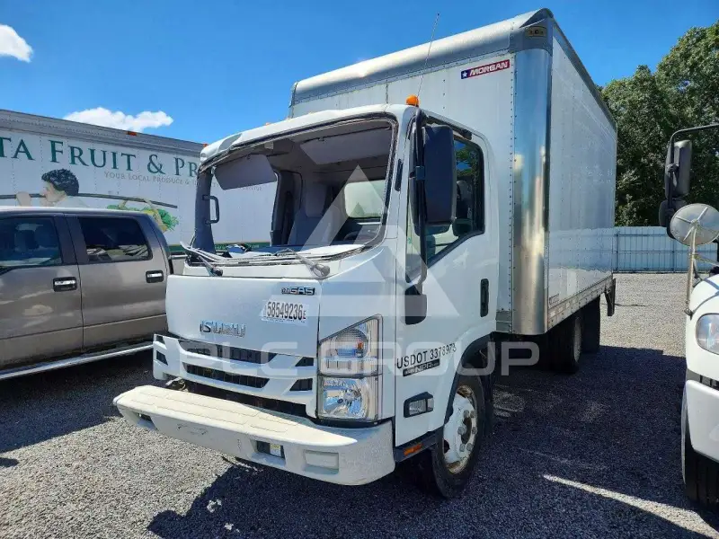 2019 Isuzu NPR фото