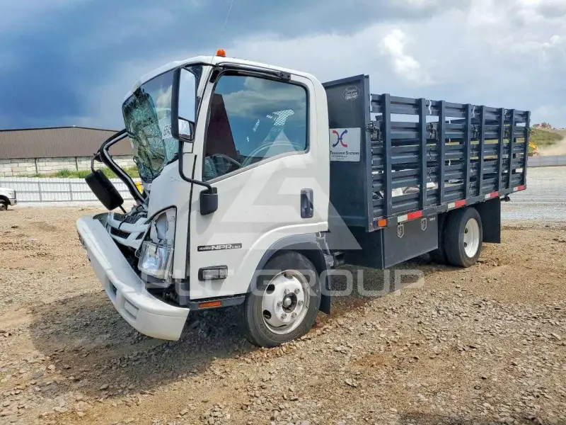 2019 Isuzu NPR фото
