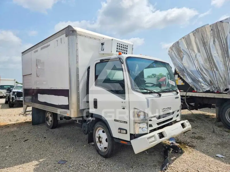 2019 Isuzu NPR photo