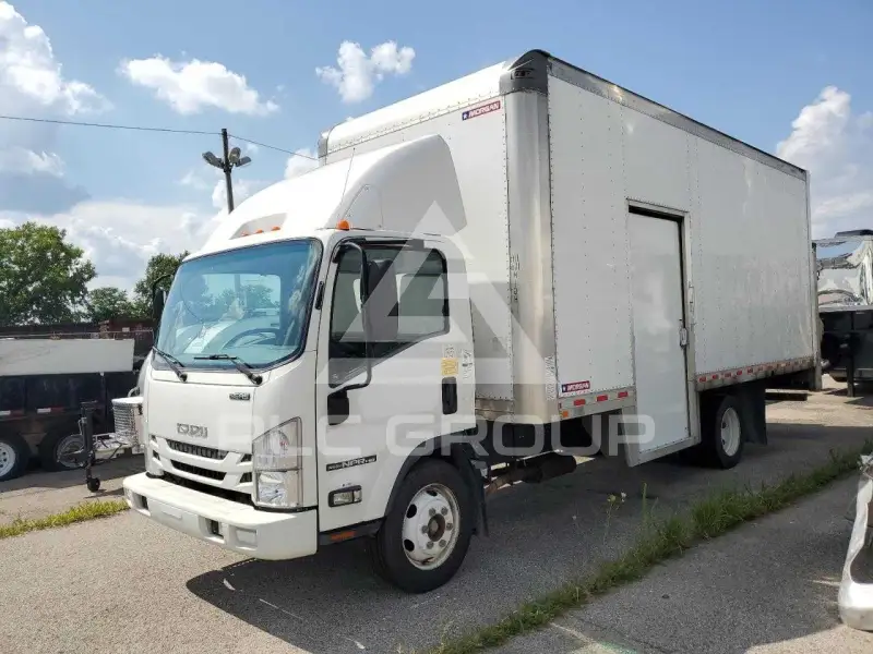 2019 Isuzu NPR photo