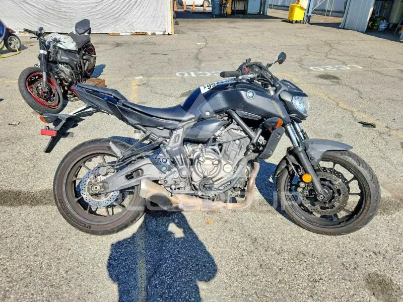2019 Yamaha MT07 фото
