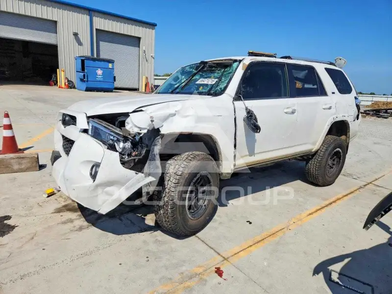 2019 Toyota 4 RUNNER фото