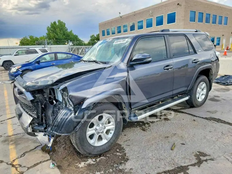 2019 Toyota 4 RUNNER photo