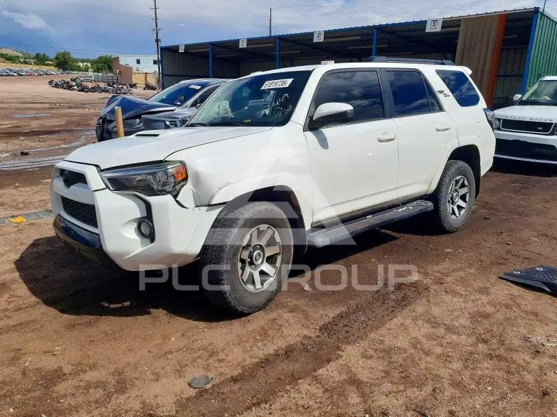 2019 Toyota 4 RUNNER фото