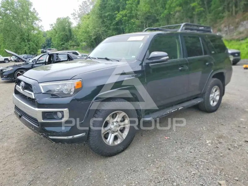 2019 Toyota 4 RUNNER photo