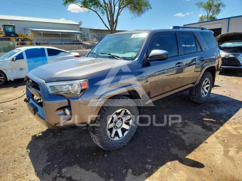 2019 Toyota 4 RUNNER photo