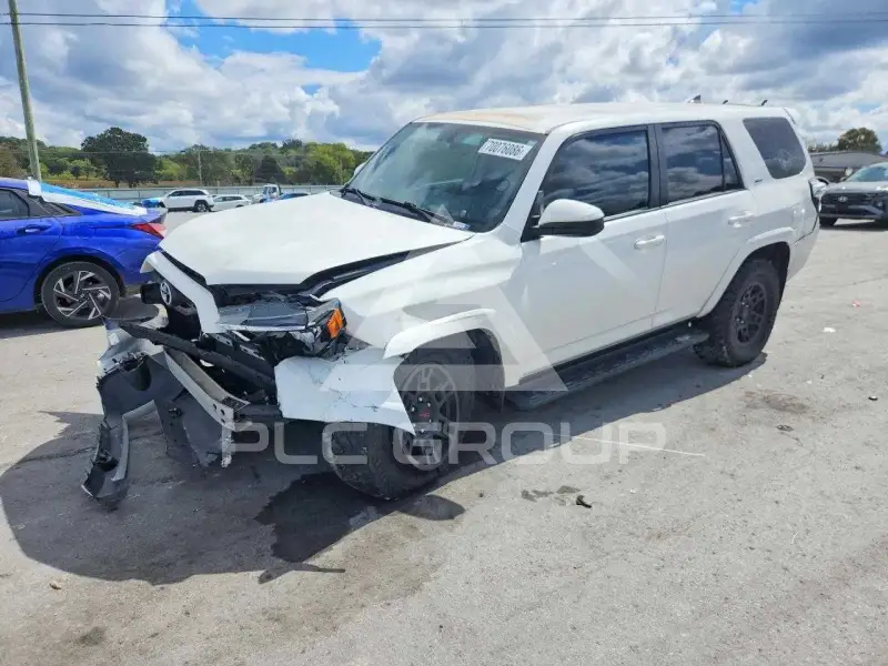 2019 Toyota 4 RUNNER photo