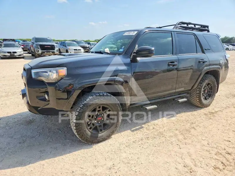 2019 Toyota 4 RUNNER photo